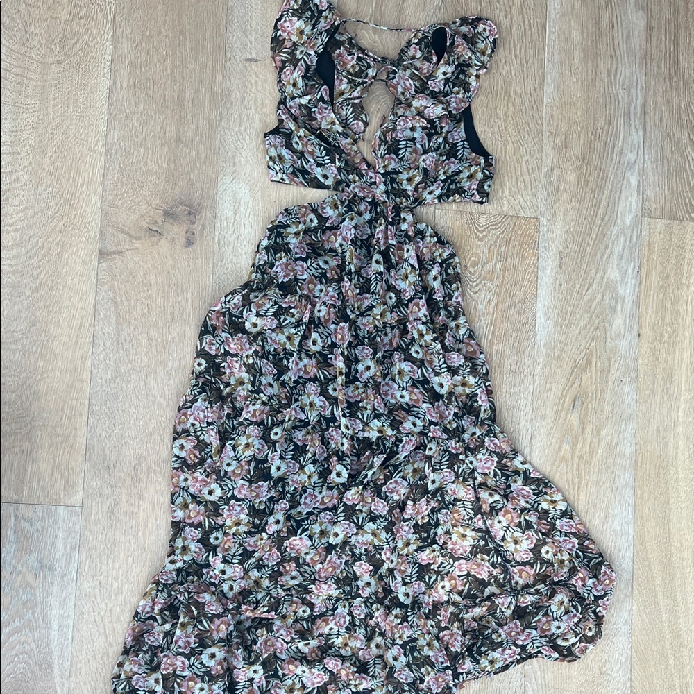 Astr Floral Cutout Maxi Dress in Pink and Black - Picture 5 of 5